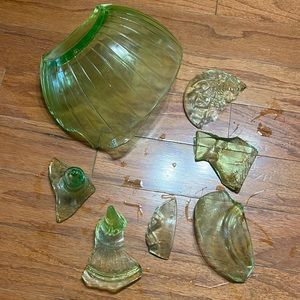 Uranium glass shards